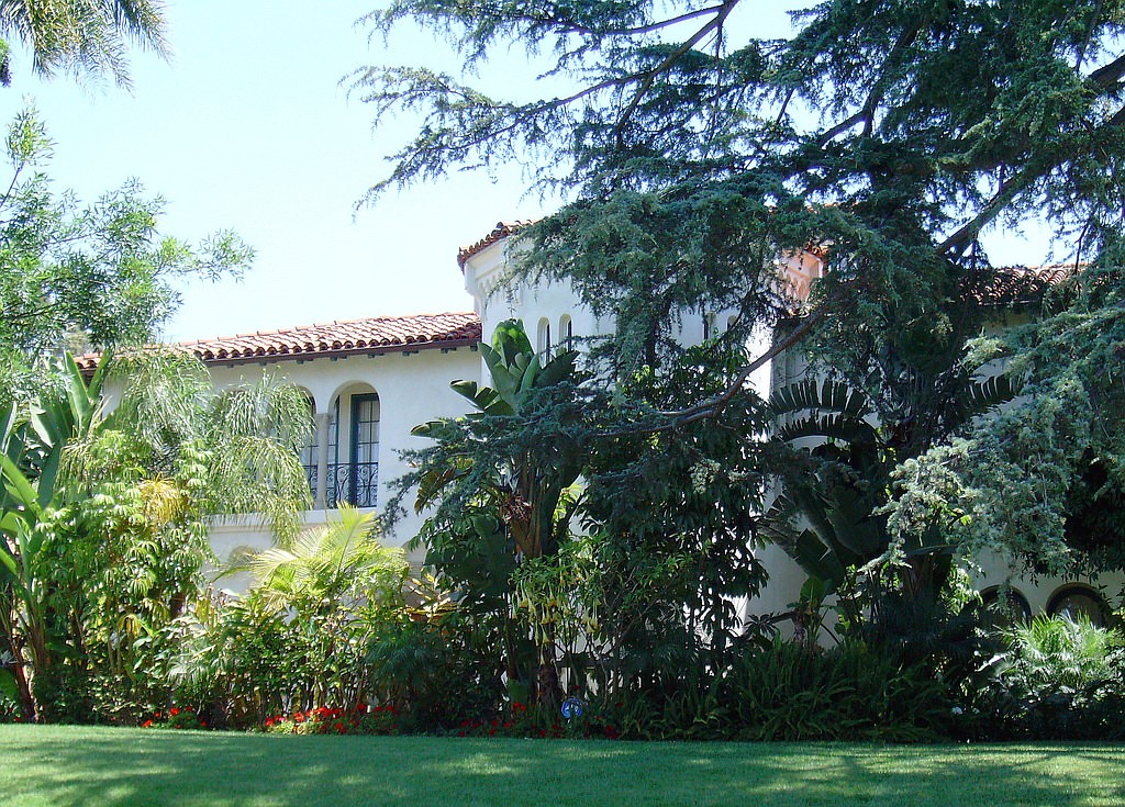 FLICKR
Virginia Hill&#146;s home at 810 N. Linden Drive, Beverly Hills, where Bugsy Siegel was killed.