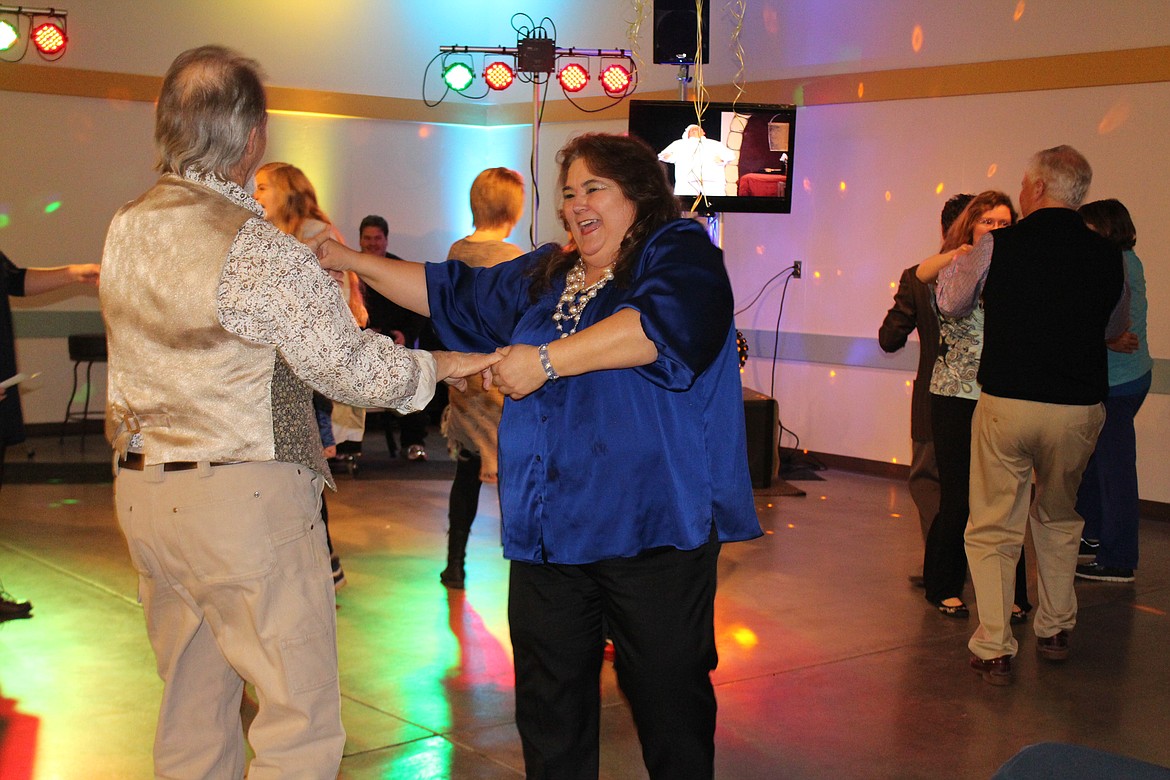 Cheryl Schweizer/Columbia Basin Herald
Audience members were urged to get up and dance along with the Masquers Theater cast during their performance of &#145;Under the Sea&#146; at the Columbia Basin Allied Arts soiree last year.