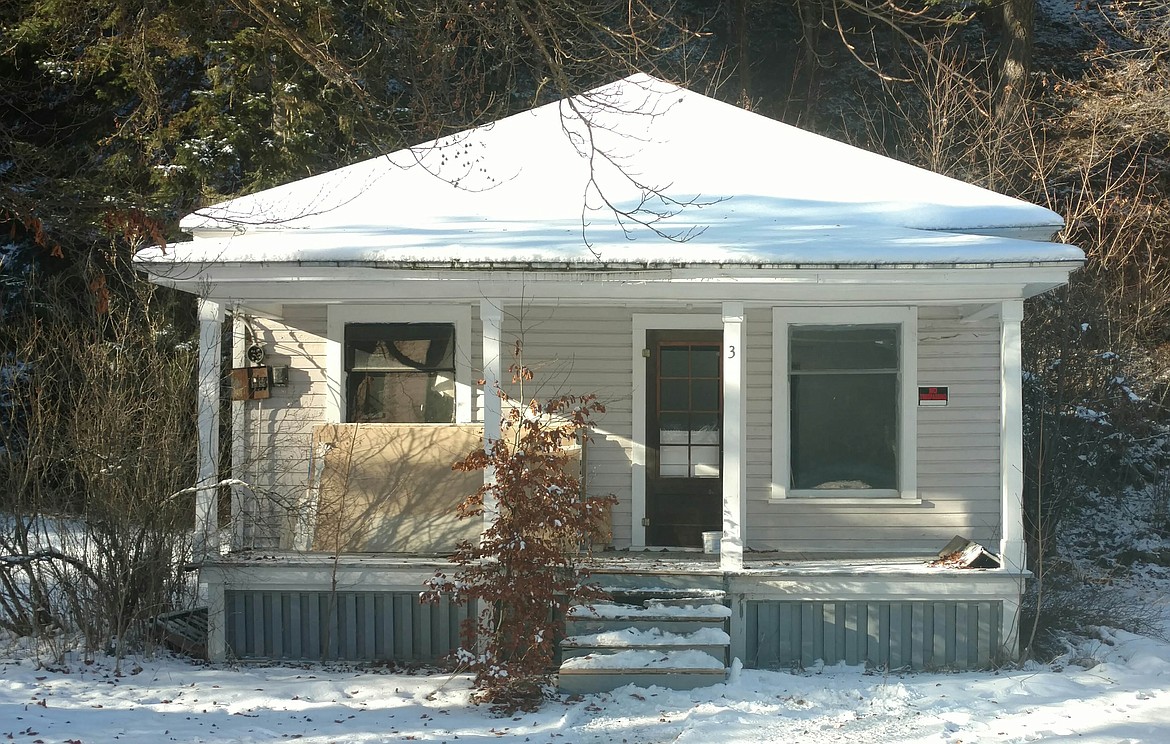 Courtesy photo
The small house located at 3 Bank St. in Wallace that has cause such a fuss. Proponents of demolition argue that the house is in disrepair and their is no alternative but to tear it down for safety reasons. Those who believe that the structure should be saved say that Wallace&#146;s historic code prohibits demolition and that the house contributes to the towns vintage theme.