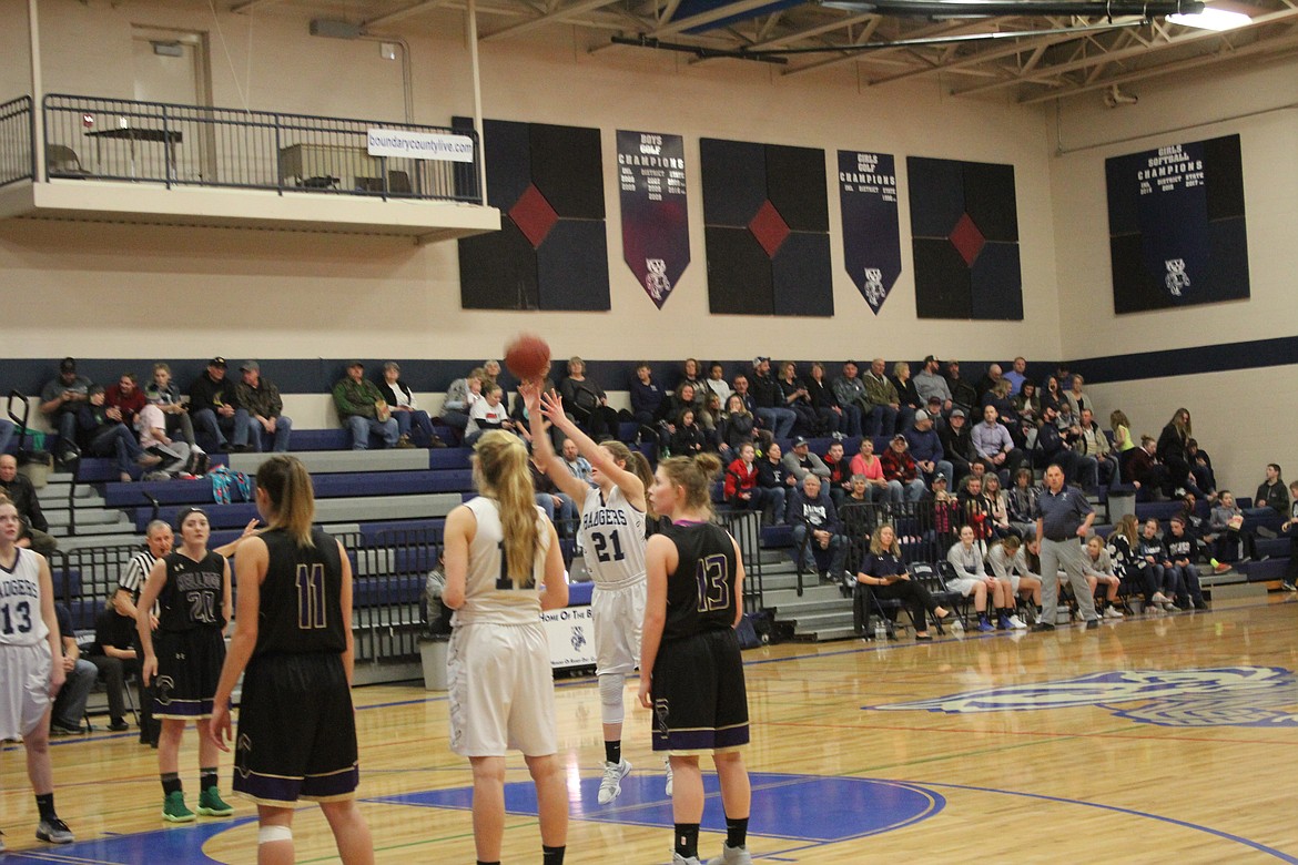 Photo by Tanna Yeoumans
Holly Ansley brought the heat to the free throw line.