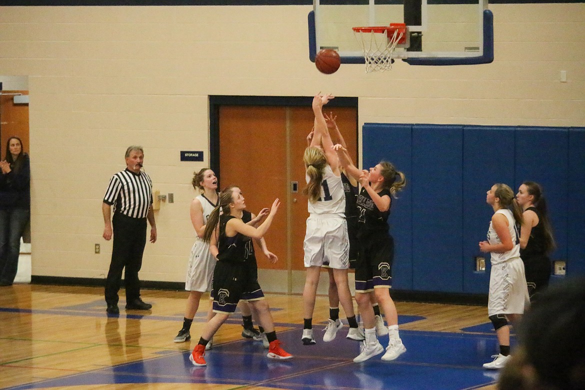 Photo by Mandi Bateman
Getting past the opposing teams defense seemed to be a breeze for the girls.