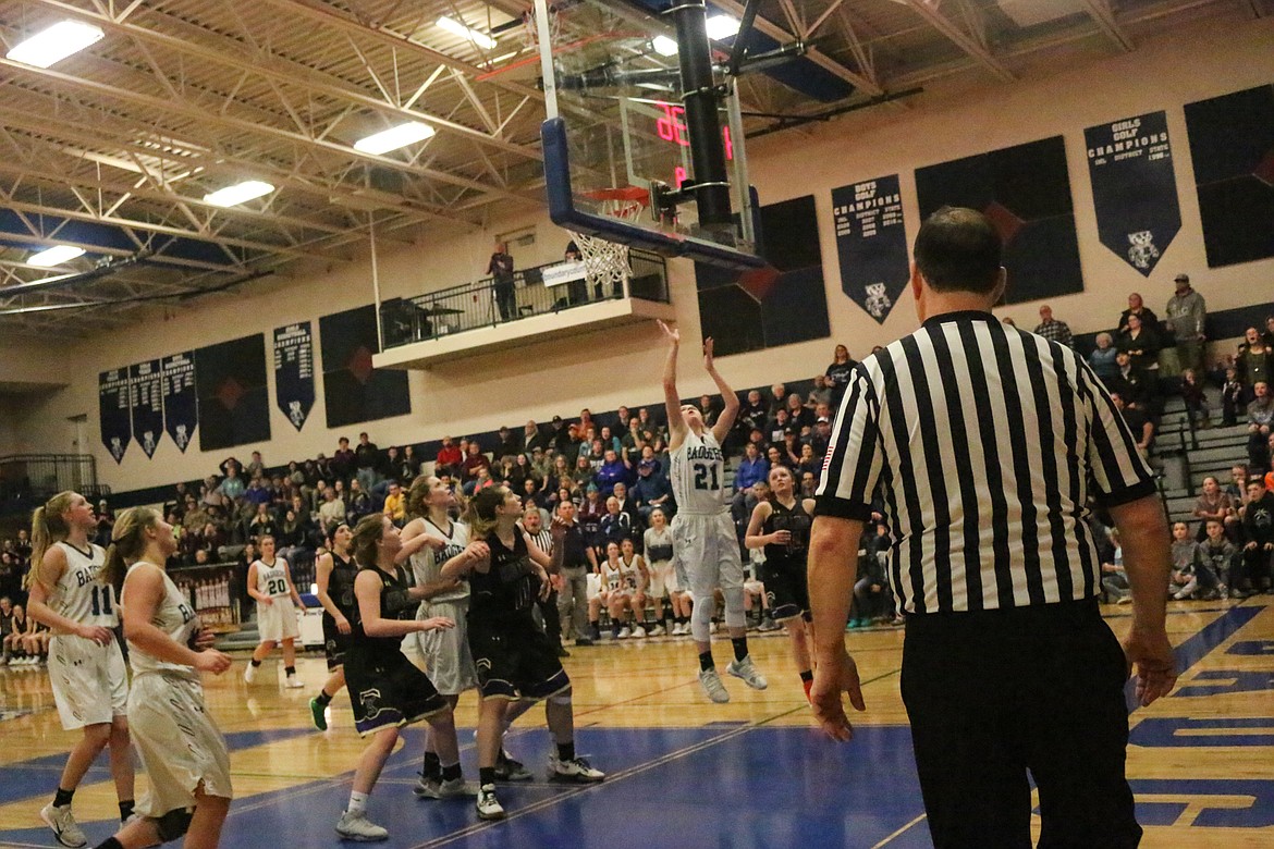 Photo by Mandi Bateman
Holly Ansley kept her eye on the ball, right along with her teammates, as they strived for the win.