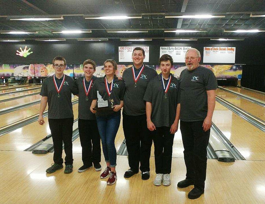 Courtesy photo
Lake City finished second at the recent state high school bowling tournament. From left are Wyatt Grunwald, Timothy Blaski, Ashley Kaufman, Brandon Gay, Kameron Morgan and coach Ron Jacobson. Coeur d&#146;Alene finished sixth, Post Falls seventh. Kaufman took second in girls singles, Grunwald and Cody Davenport of Coeur d&#146;Alene tied for sixth in boys singles, and Luke English of Coeur d&#146;Alene was 10th.