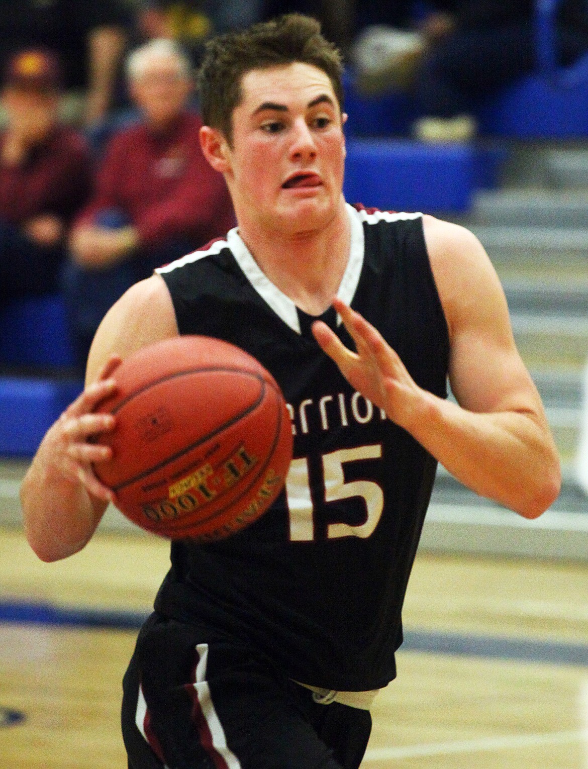 Rodney Harwood/Columbia Basin Herald
Almira/Coulee-Hartline point guard Maguire Isaak drives the lane against Sunniside Christian during the first quarter of Friday night's regional round of the 1B Hardwood Classic at Eisenhower High School.
