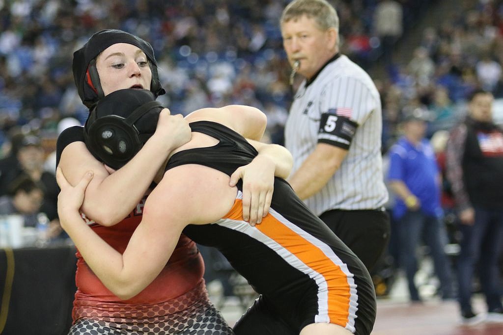 Bob Kirkpatrick/The Sun Tribune - Othello's Elizabeth Giles looks to make a move on  Washougal's Brooklyn Wurm-Wertz.