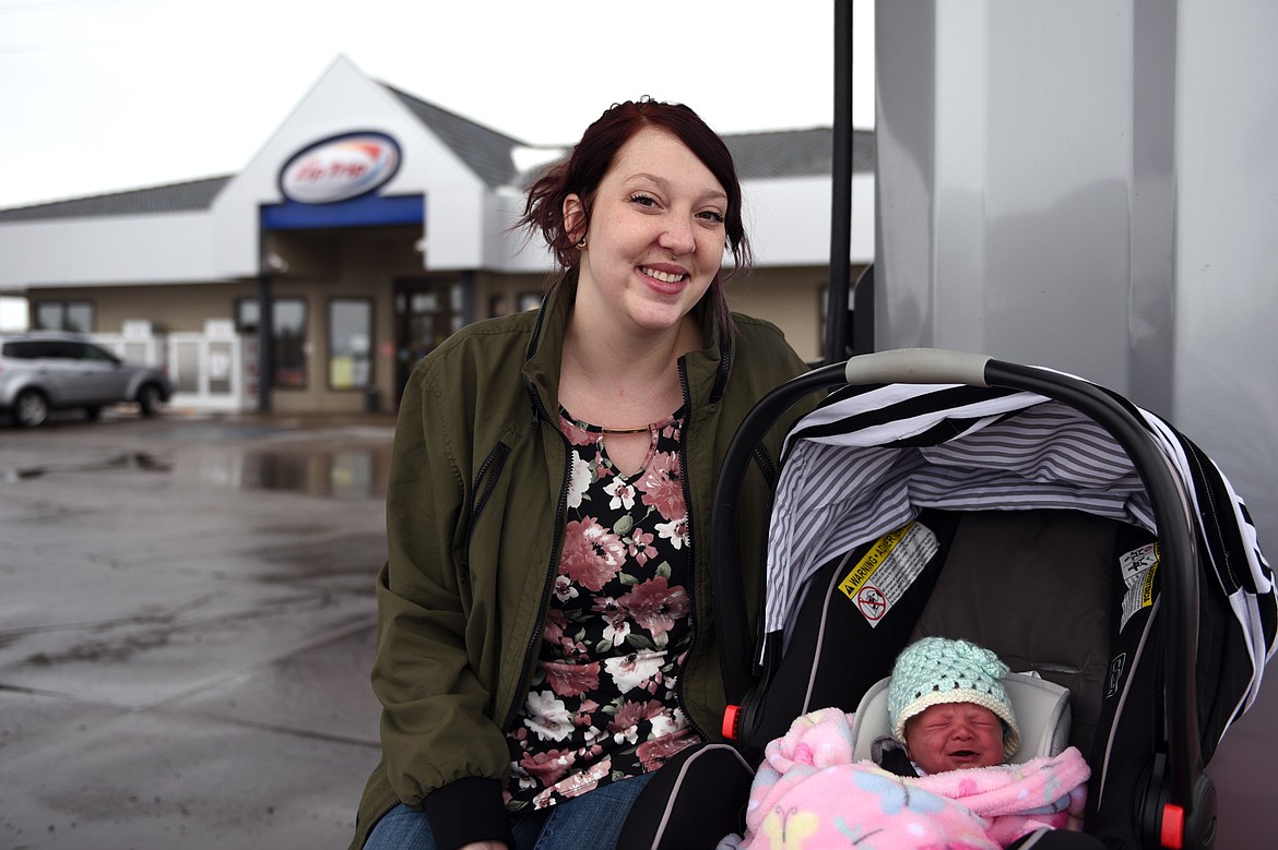 Mom, baby happy and healthy after birth at convenience store | Daily Inter  Lake