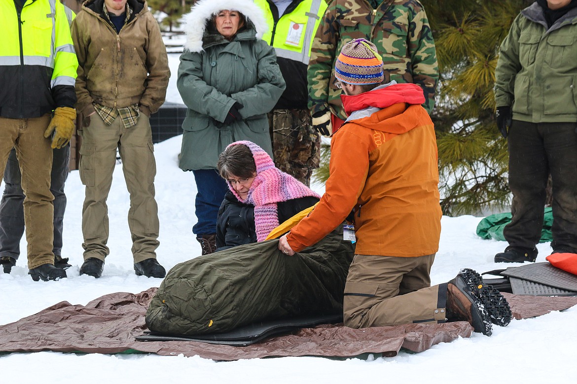 Photo by Mandi Bateman
The students at the Wilderness First Aid class had hands on instruction outddors.