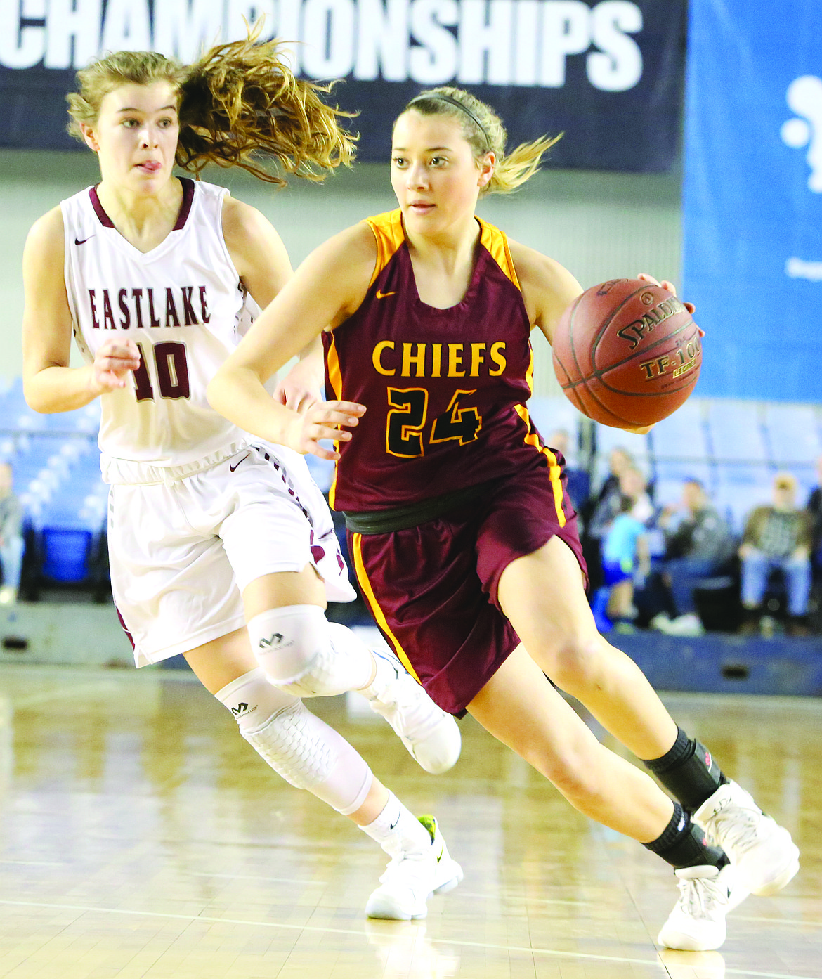 Connor Vanderweyst/Columbia Basin Herald
Moses Lake guard Madisyn Clark (24) dribbles past Eastlake's Callie Lind.