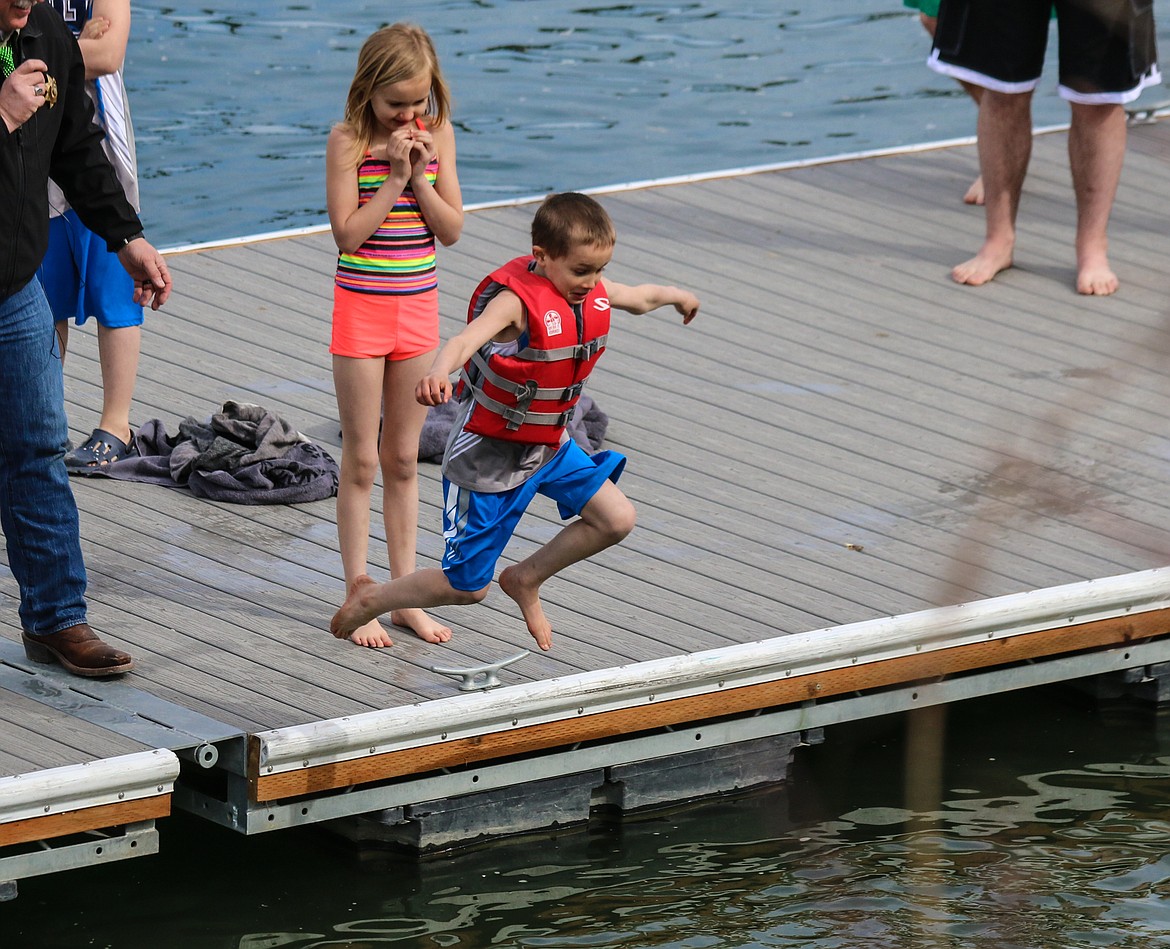 Photo by MANDI BATEMAN
The youngest competitor, at six years old, bravely takes the leap.