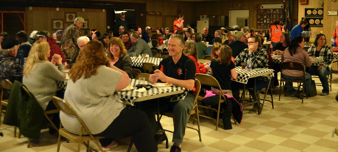 Family and friends enjoy a great night at the PLains-Hot Springs Softball fundraiser.