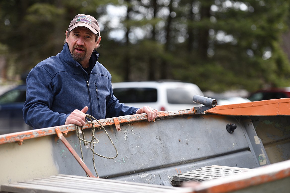 Phil Matson, a research specialist with Flathead Lake Biological Station, speaks during a demonstration at the Flathead Lake Community Mussel Walk in Bigfork on Saturday. (Casey Kreider/Daily Inter Lake)