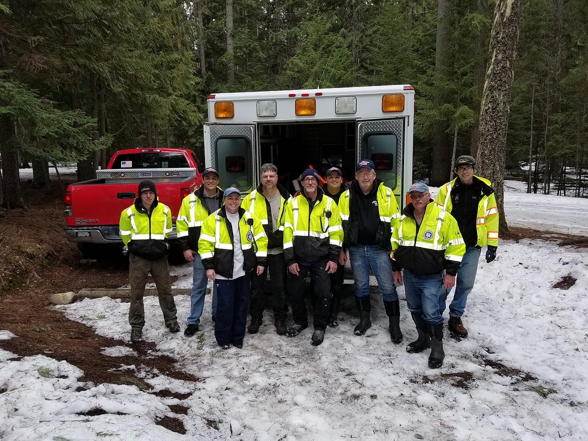 Photo by MANDI BATEMAN
Hall Mountain Volunteer Firefighters gathered at Robinson Lake for ice rescue training. From left to right: Ben Allinger, Wally Nyberg, Sandy Steinhagen, Marty Steinhagen, Andy Durette, Ben Huff, Chief Brad Lowther, Dave Adams, and Matt Cossalman.