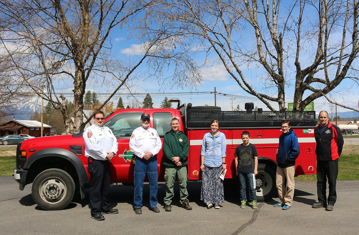 Photo by MANDI BATEMAN
North Bench Fire Chief Gus Jackson, Paradise Valley Fire Chief Tom Bennett, Idaho Department of Lands Fire Warden Ken Homik, Kari Helmuth, Porter Blackmore, Anthony Overholt, and South Boundary Fire Chief Tony Rohrwasser.