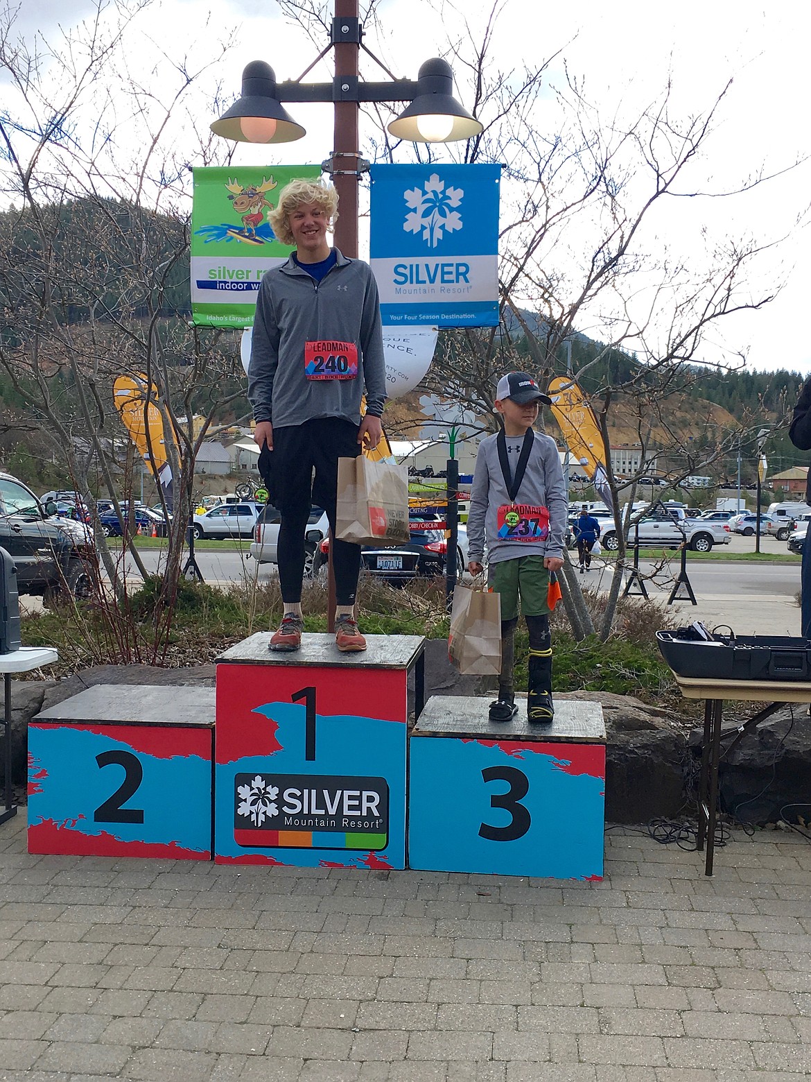 On the younger side, Tyler Gustaveson and Caleb Adams take 1st and 3rd place, respectively, in the kids division.