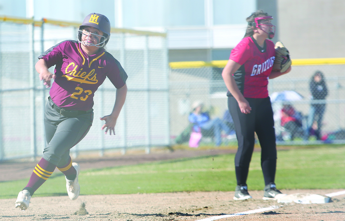 Connor Vanderweyst/Columbia Basin Herald
Moses Lake's Brooklyn Bailey rounds third base and heads for home against Sunnyside.