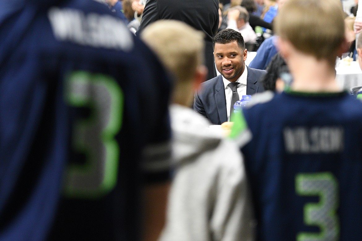 CIARA AND KIDS CHEER ON RUSSELL WILSON AT SEAHAWKS' SEASON-OPENING GAME