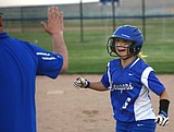 Aaliyah Escamilla's walk-off secures Warden's sweep over Kiona-Benton