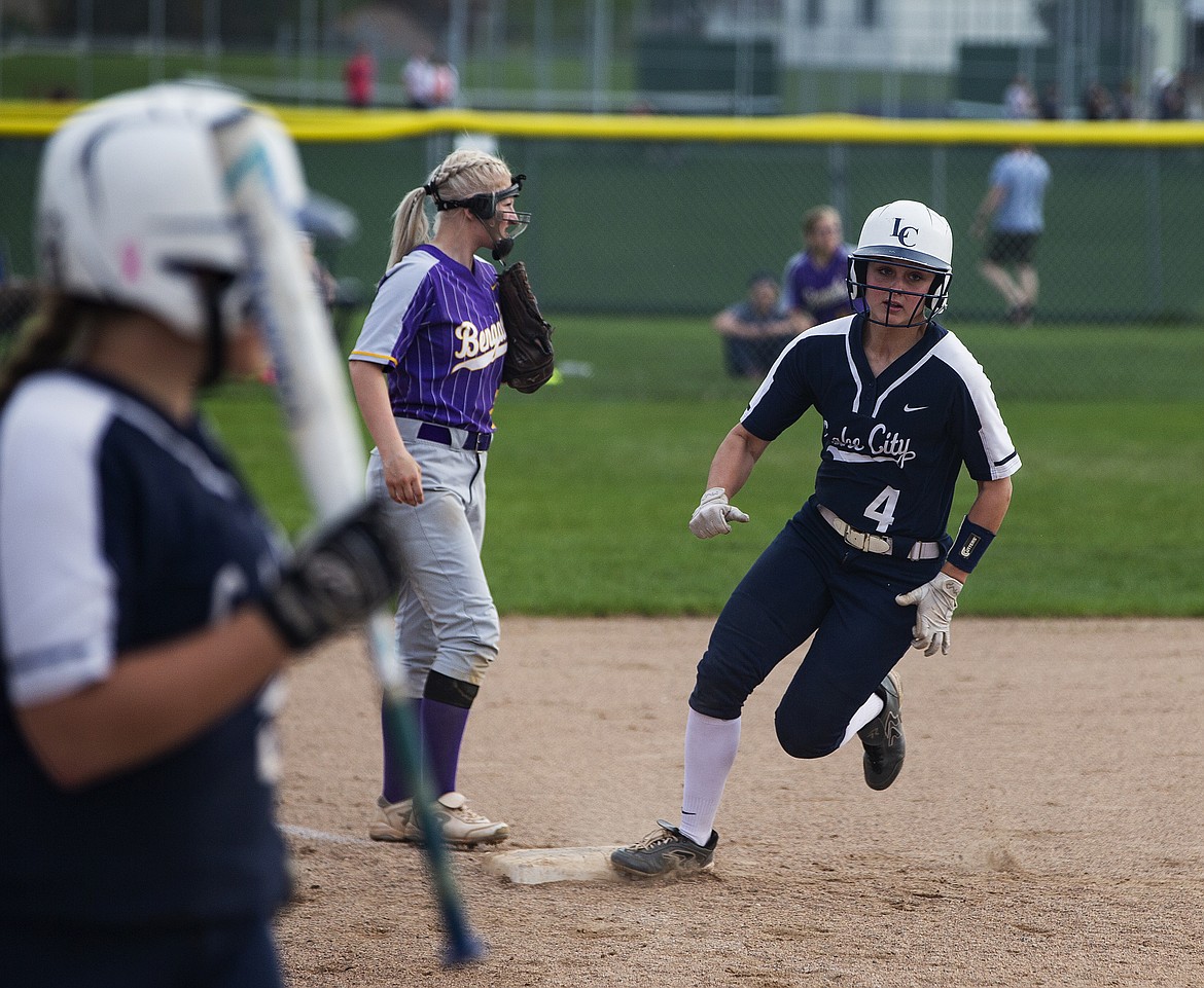 Lake City&#146;s Olivia Zufelt rounds third base on her way to score against Lewiston in the 5A Region 1 championship game Tuesday at Lake City High School.