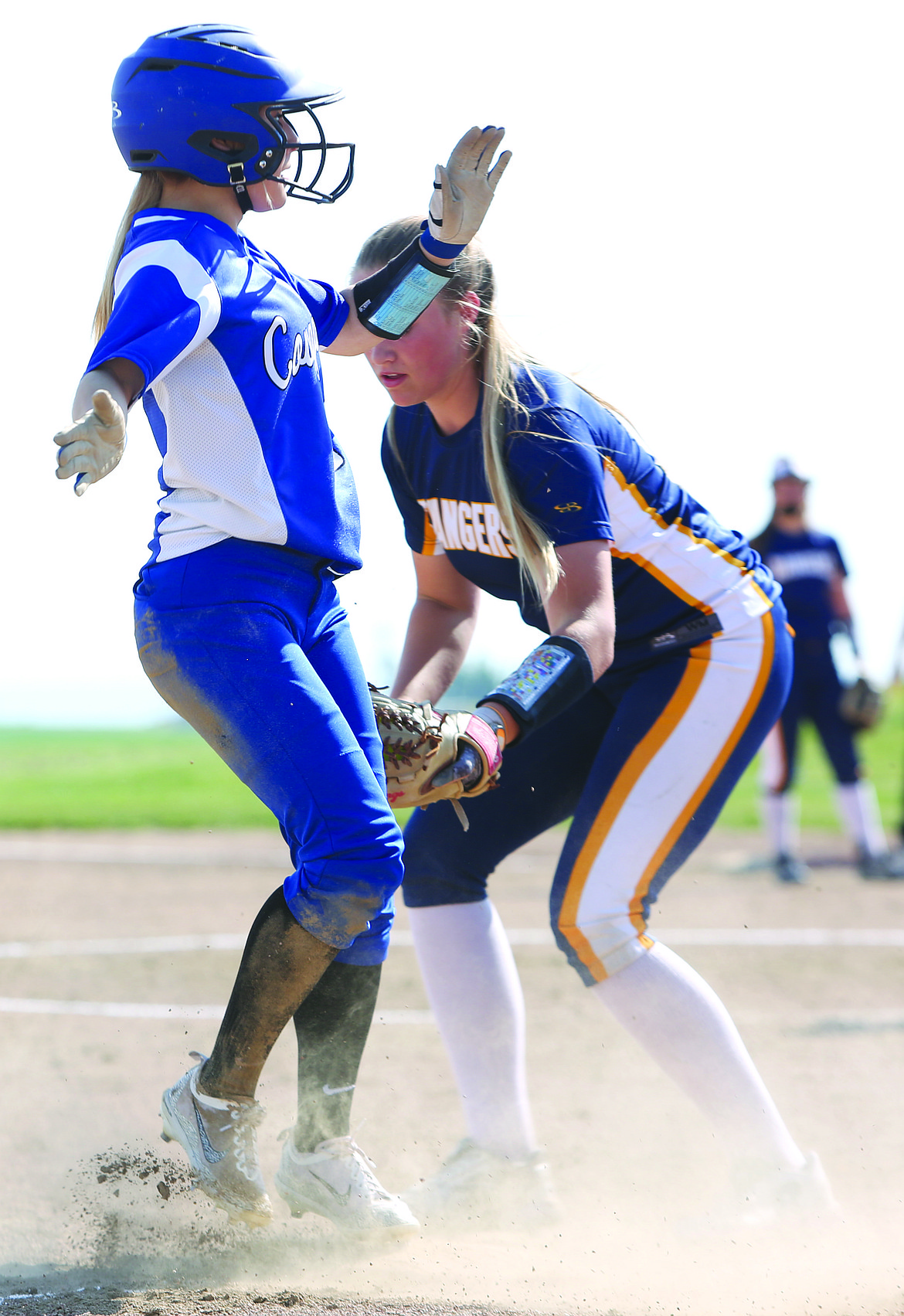 Connor Vanderweyst/Columbia Basin Herald
Warden's Aaliyah Escamilla slides in safely to third base.