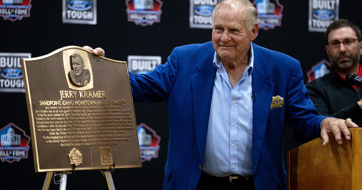 Pro Football Hall Of Famer Jerry Kramer to sign copies of 'Run To