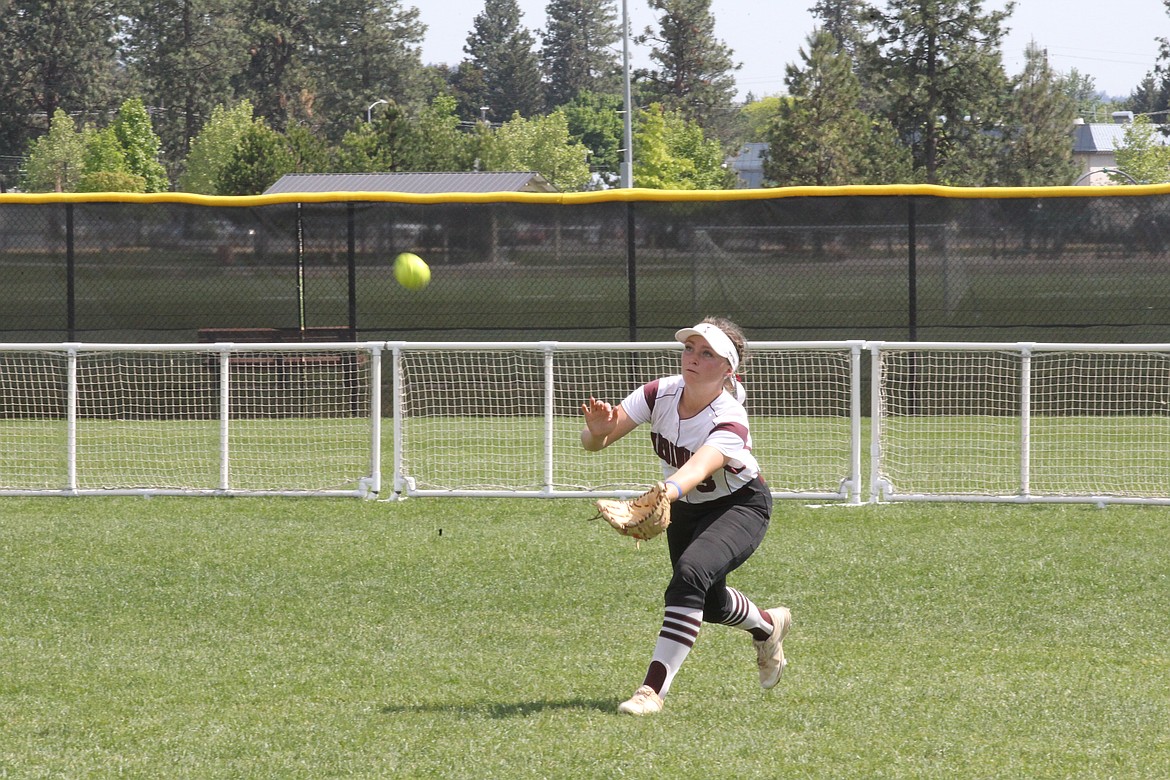 NIC right fielder Ashlyn Winn charges in to catch a fly ball in the fifth inning of Monday&#146;s NWAC softball championship.