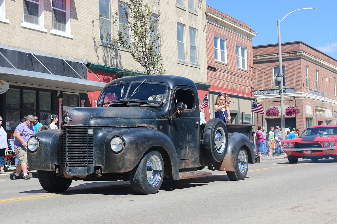 Photo by MANDI BATEMAN
Classic cars and trucks made up a popular portion of the Memorial Day parade.