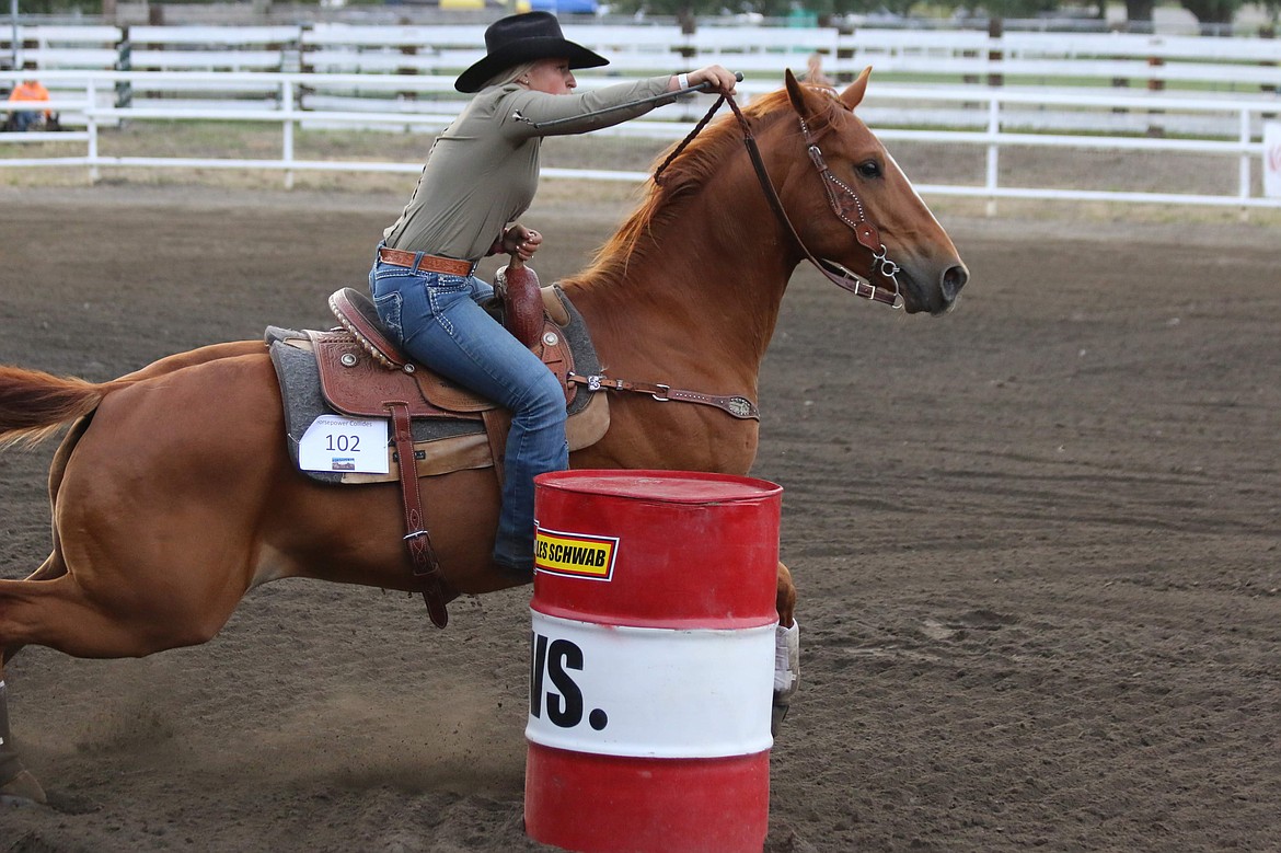 Photo by MANDI BATEMAN
Whitney Lavalley on Tex completed the course with the time of 15.633.