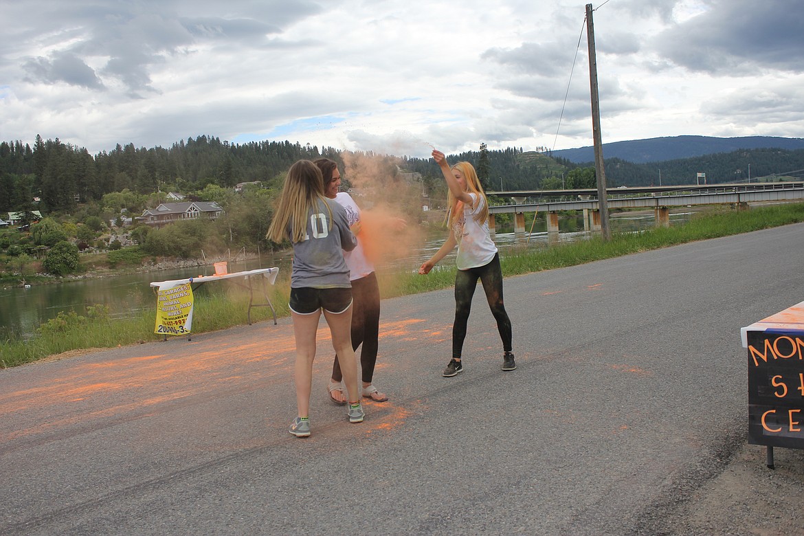 Photos by TANNA YEOUMANS
The volleyball girls had fun dousing each other in chalk as well.