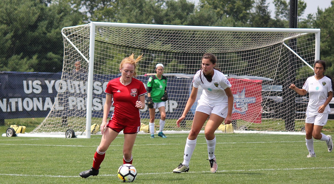 Photo courtesy LEE RIEKEN
Megan Drake of the Sting Timbers 00/01 girls soccer team controls the ball against CUFC Gold of North Carolina in Thursday&#146;s opener of the US Youth Soccer National Presidents Cup in Westfield, Ind.