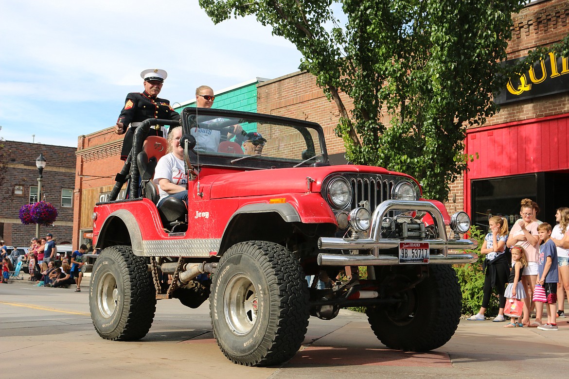 Photo by MANDI BATEMAN
Fourth of July parade fun.