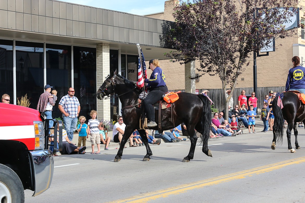 Photo by MANDI BATEMAN
Fourth of July parade fun.