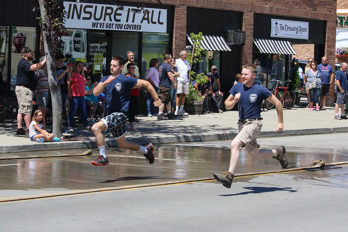 North Bench firefighters sprinting down to their positions.