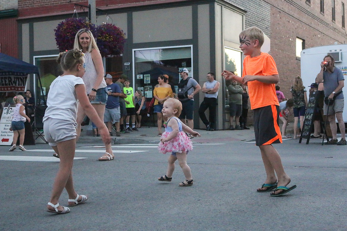 Photo by MANDI BATEMAN
Gettin&#146; down at the street dance at Kootenai River Days.