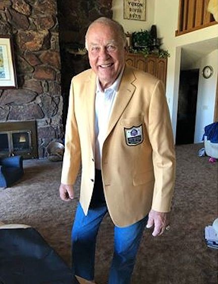 (Courtesy photo)
Former Sandpoint, University of Idaho and Green Bay Packer legend Jerry Kramer was all smiles while being fitted recently for his Hall of Fame jacket.