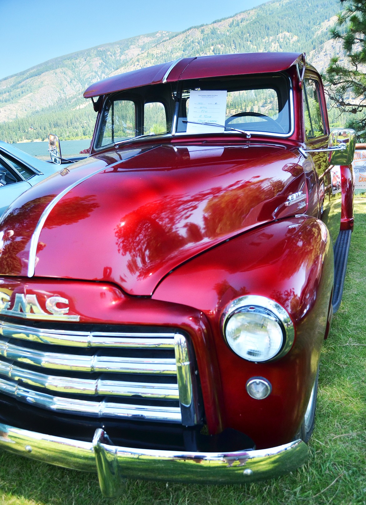 This Trout Creek entry of a 1951 GMC pickup looked stunning against the lake backdrop (Erin Jusseaume/Clark Fork Valley Press)