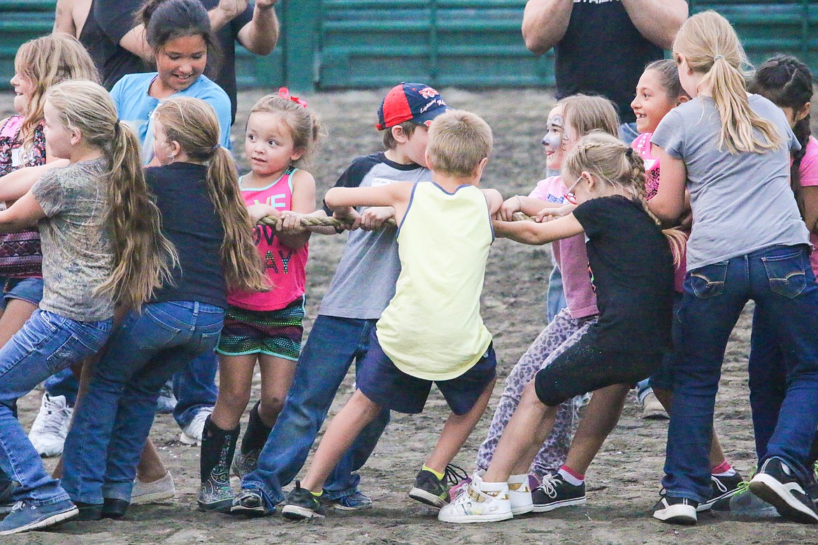 Photo by MANDI BATEMAN
Family Fun Night featured two different age groups for the Tug'O'War.