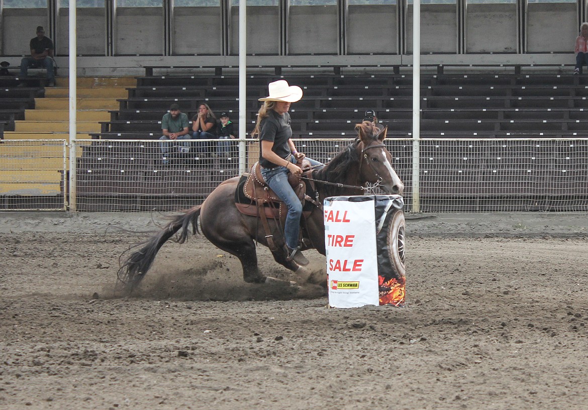 Photo by TANNA YEOUMANS
Tamara Barnhart on her horse A Dash of Doc.