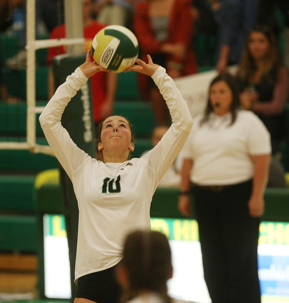 Lakeland&#146;s Abigail Neff sets the ball to a teammate during Thursday night&#146;s match against Sandpoint at Lakeland High School. (LOREN BENOIT/Press)