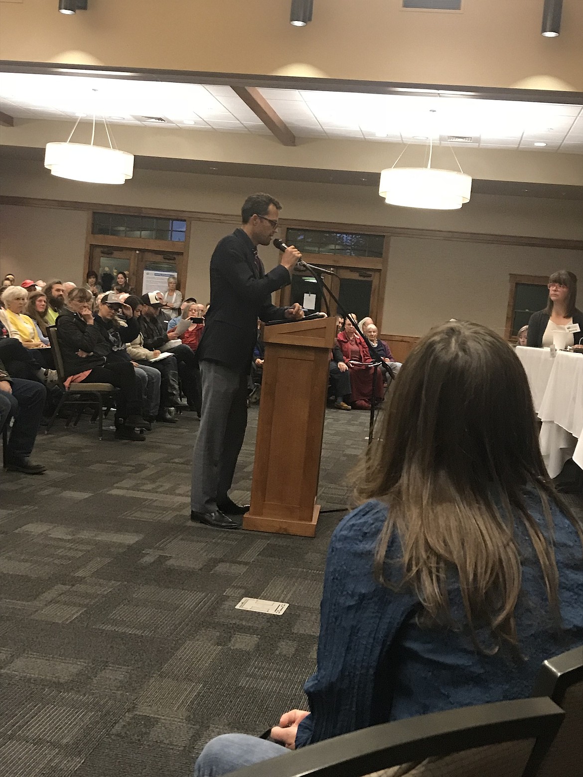 (Photo by KEITH KINNAIRD)
Sandpoint Mayor Shelby Rognstad testifies during Thursday&#146;s Washington Department of Ecology scoping hearing as Idaho Rep. Heather Scott looks on.