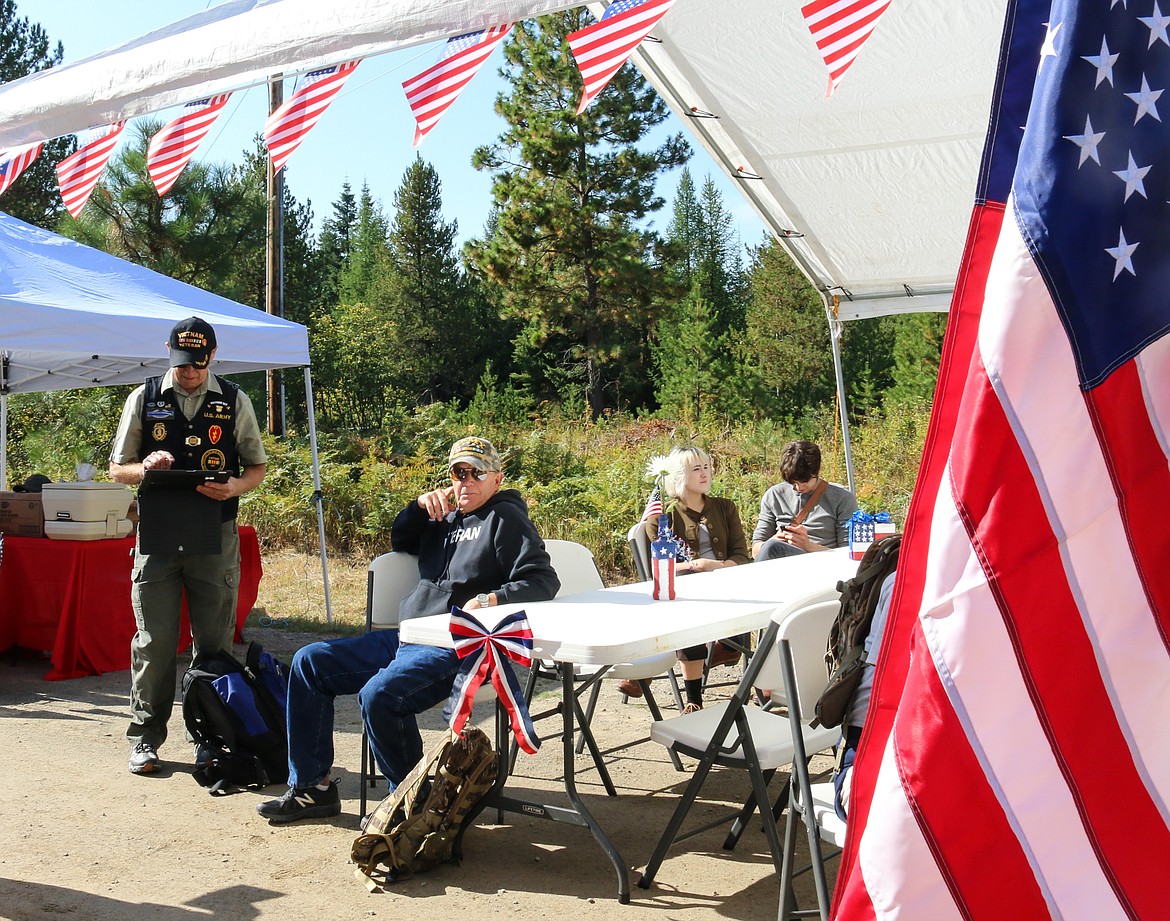 Photo by MANDI BATEMAN
Waiting for ther ruck-march to begin.