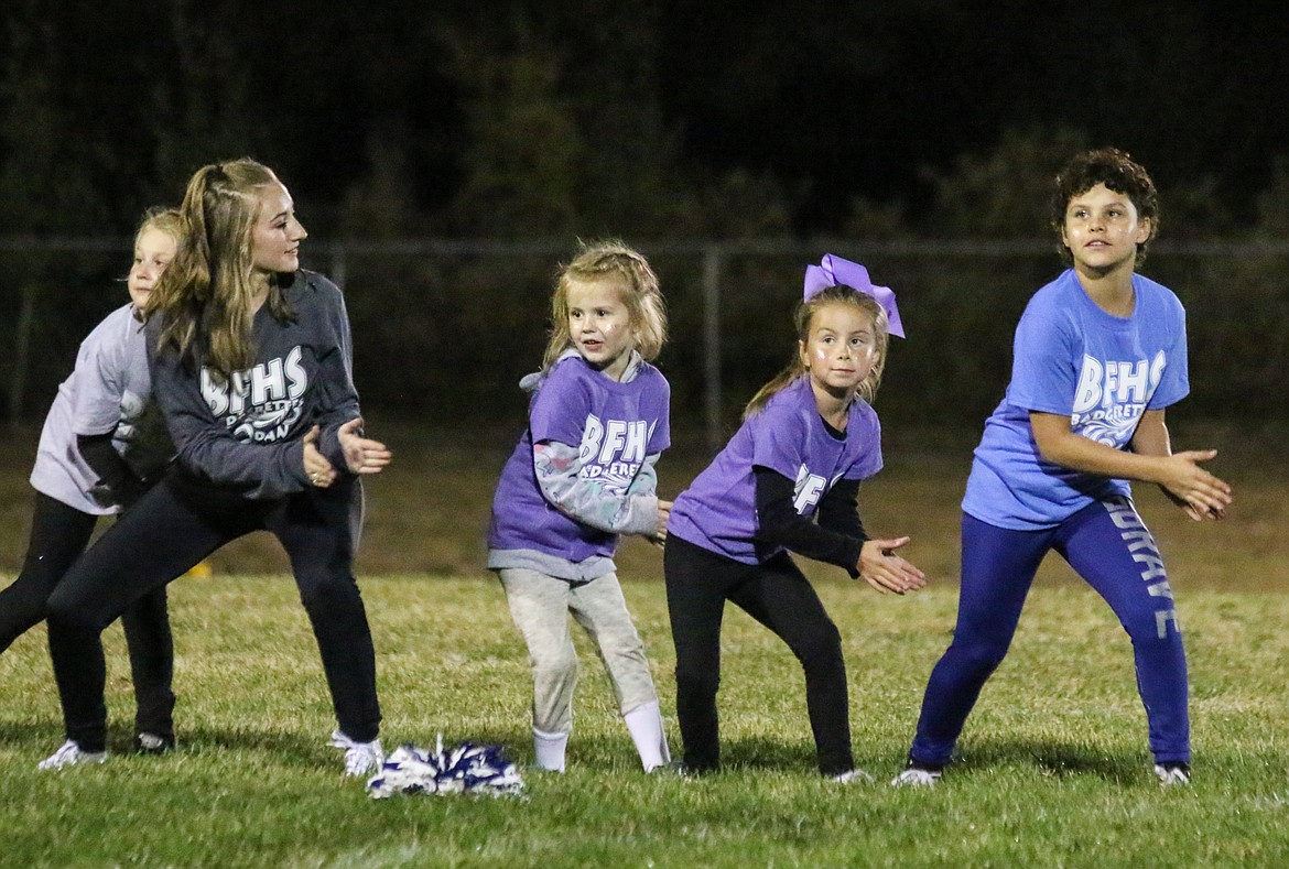 Photo by MANDI BATEMAN
The Badgerettes enjoyed mentoring the young girls.