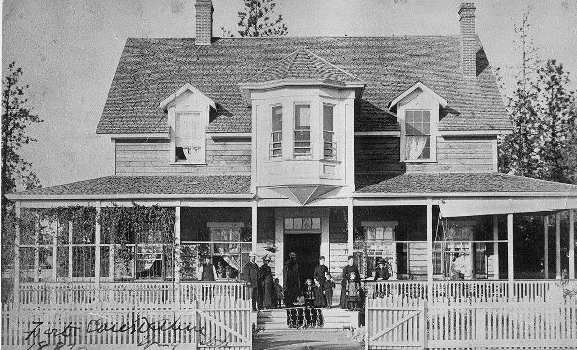 (Photo courtesy MUSEUM OF NORTH IDAHO)
Pictured is what is now called the NIC Fort Sherman Officers&#146; Quarters located on NIC&#146;s main campus. This photo, which was taken in 1887, is one of the items that will be on display at NIC&#146;s Molstead Library Oct. 9-29.