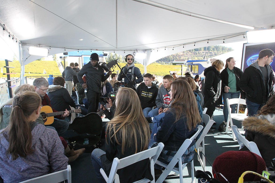 DEVIN WEEKS/Press
Hopefuls and their loved ones sing and share stories during interviews aboard a Lake Coeur d&#146;Alene cruise boat Sunday morning at the Hagadone Event Center. &#147;American Idol&#148; conducted the second round of auditions for the show in Coeur d&#146;Alene. Footage of the Lake City will be seen during the next season, which premieres in the spring.