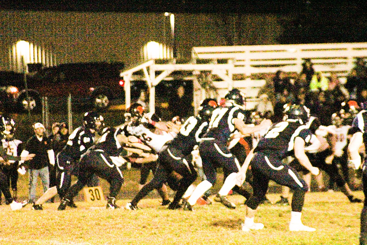 Photo by TANNA YEOUMANS
The Spartans won the game 20-6.