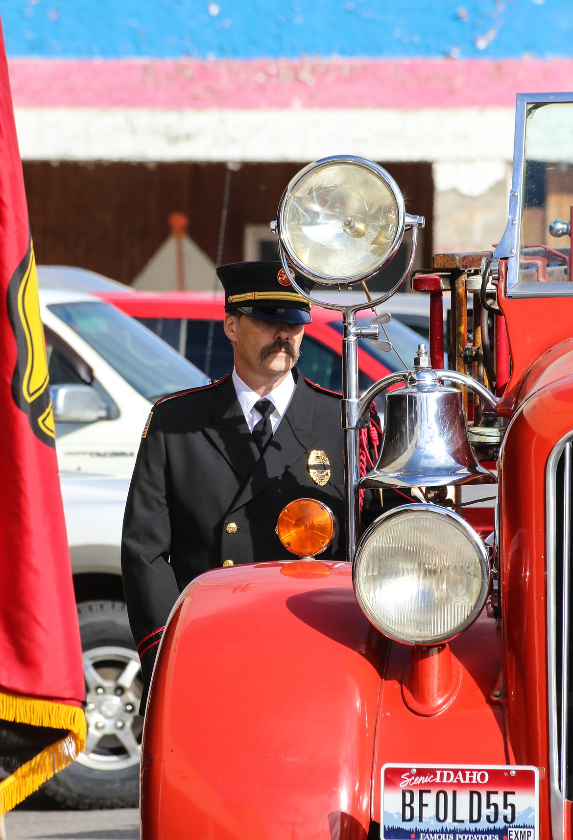 Photo by MANDI BATEMAN
Alan Hamilton performing the 5-5-5 Bell Toll, which represents the morse code that used to go out to the whole department when a firefighter lost their life.