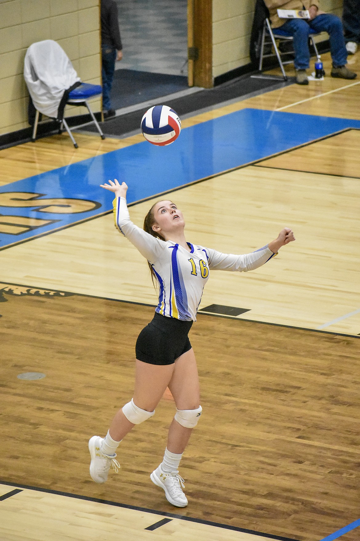 Libby junior Kylee Quinn serves up an ace during the final set against Whitefish Saturday, as the Lady Loggers went on to win the 2018-2019 Northwest A District Championship in three. (Ben Kibbey/The Western News)