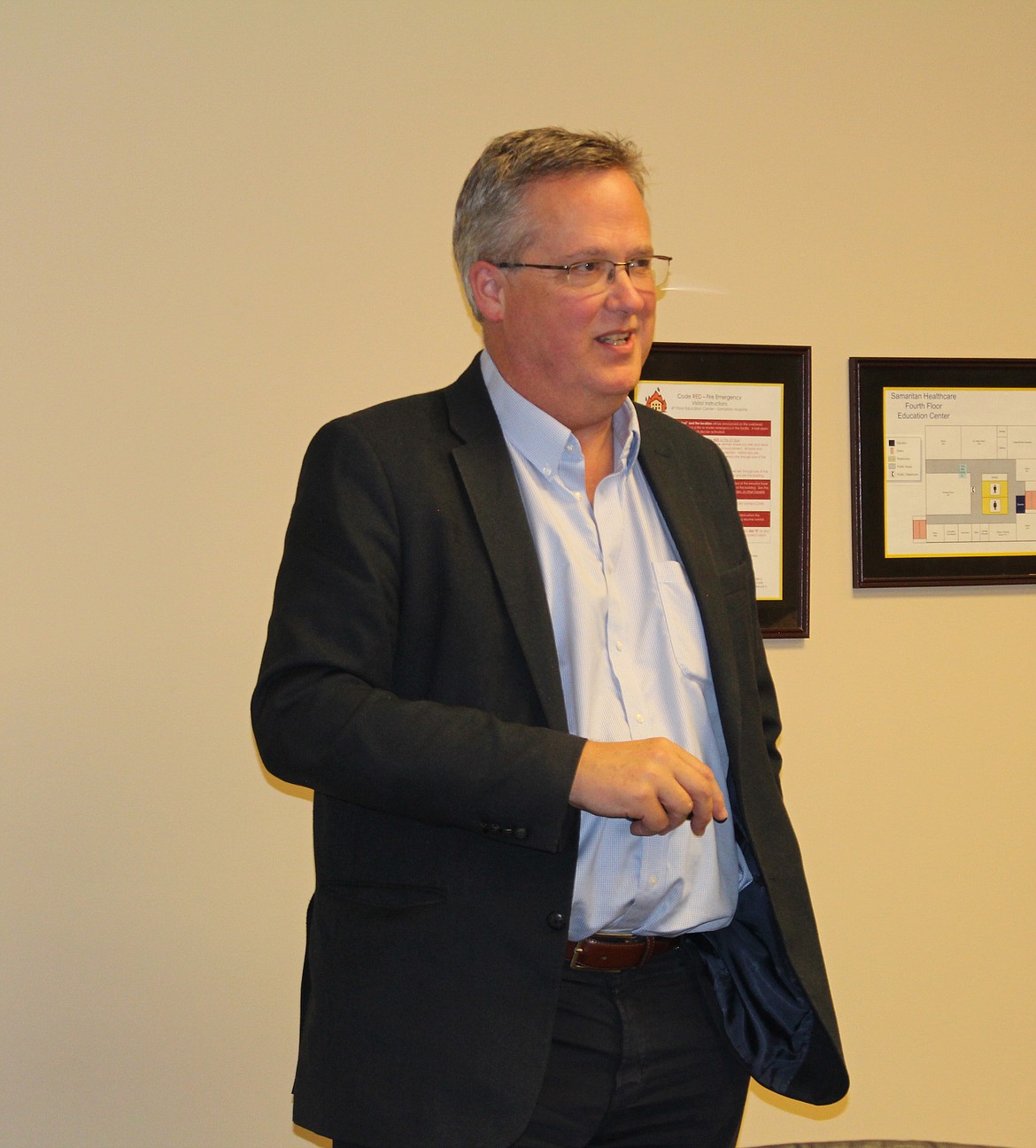 Cheryl Schweizer/Columbia Basin Herald
Consultant Joe Kunkel said Samaritan Hospital commissioners could have a recommendation by Nov. 26 on an architectural firm to help determine whether or not the district can build a new hospital.