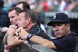 Edgar Martinez asks for role shift, steps down as Mariners' hitting coach