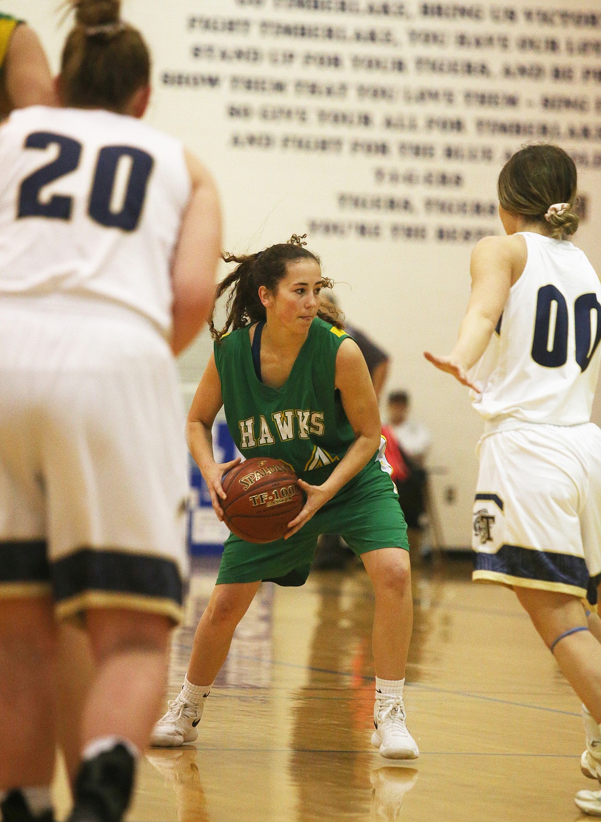 Lakeland&#146;s Abbey Neff dribbles the ball near midcourt in Tuesday night&#146;s game at Timberlake.