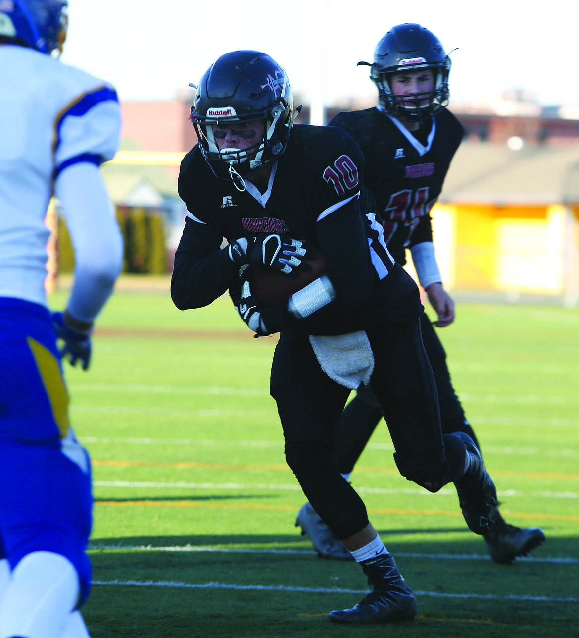 Connor Vanderweyst/Columbia Basin Herald
Almira/Coulee-Hartline's Hayden Loomis scores from 1 yard out against Crescent.